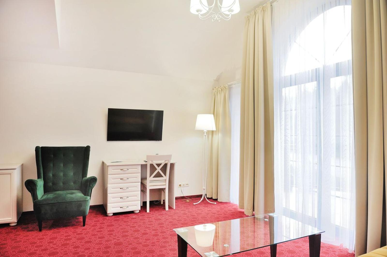 Malutkie Resort Radomsko Extérieur photo